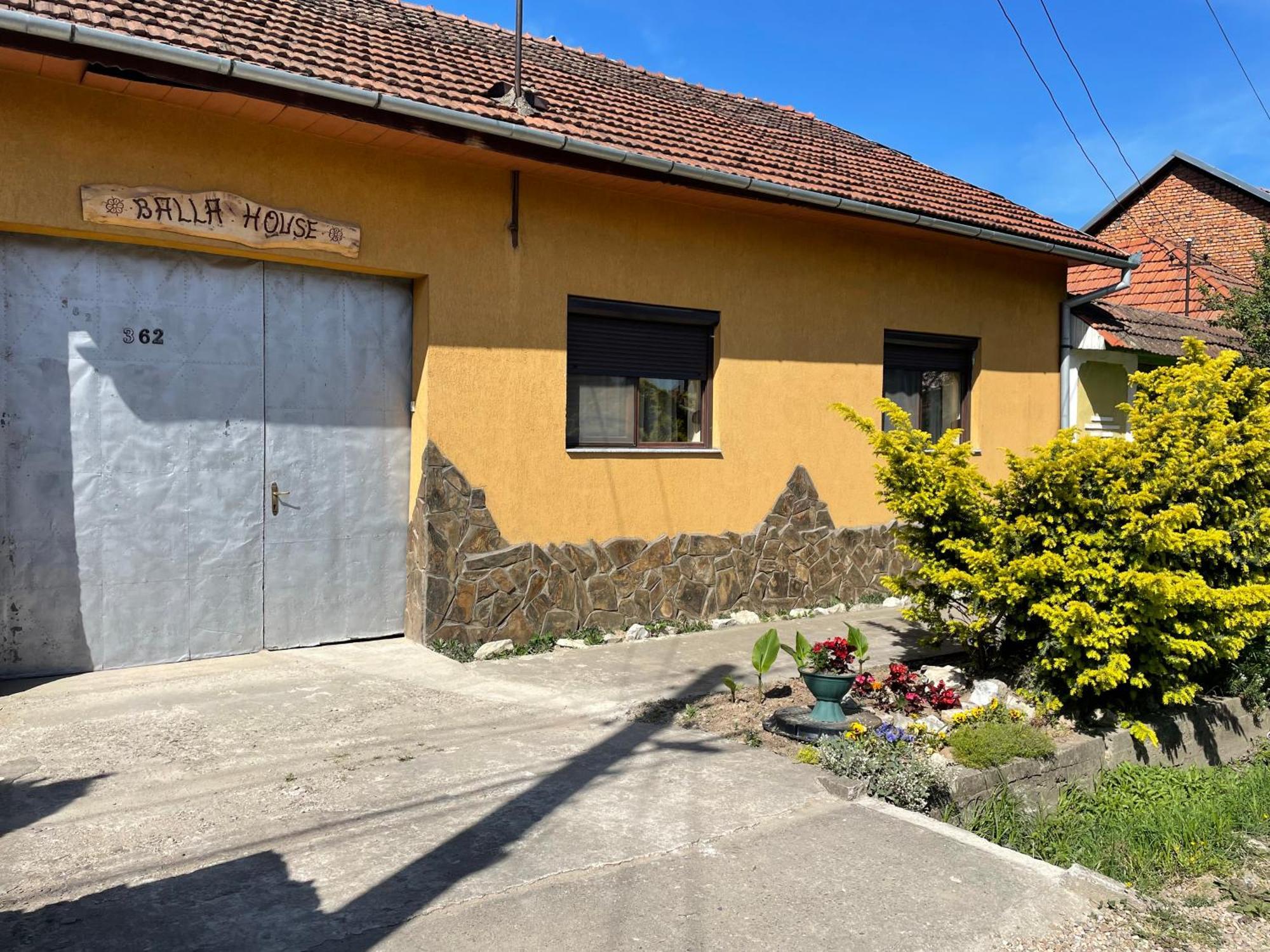 לינה וארוחת בוקר Tărcaia Balla House מראה חיצוני תמונה